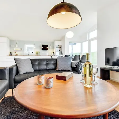 Three-bedroom In 펜션