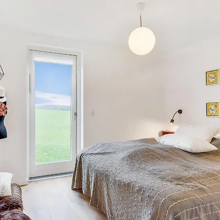 Three-bedroom In 펜션