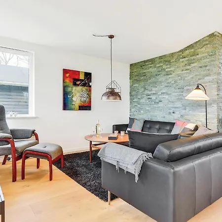 Three-bedroom In 펜션 Augustenborg