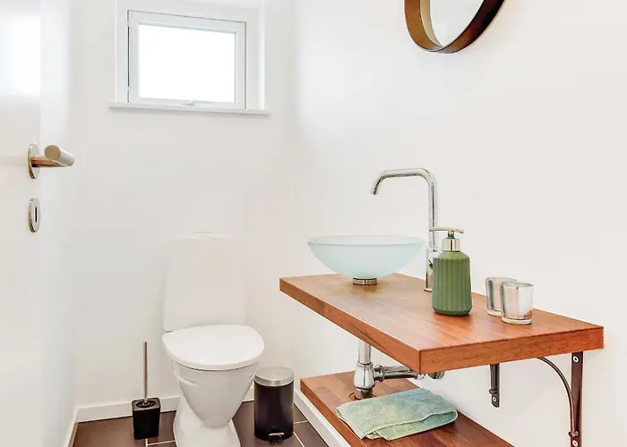 Three-bedroom In Augustenborg