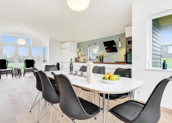 Three-bedroom In Prázdninový dům *